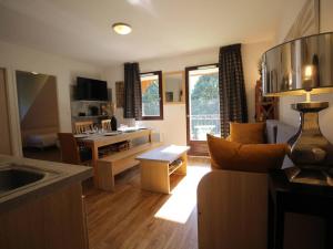 Appartements Appartement T3 a Luchon: Balcon, Parking, Proche Thermes & Centre, Bien Equipe - FR-1-313-232 : photos des chambres