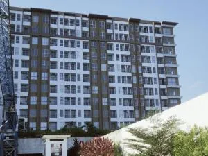 Skylounge Makassar Apartment - Manda