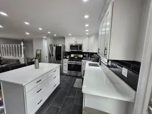 Cape Living in Barnstable private,walk to pond - West Barnstable