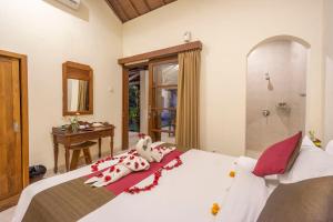 Newly Renovated 3BR Cozy Villa with Private Pool