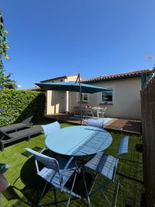Maison cosy clim jardin netflix