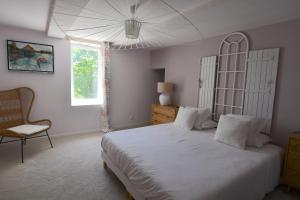 B&B / Chambres d'hotes La Bastide des Bourguets Adults Only, Mont Ventoux : photos des chambres