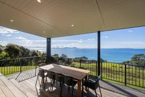 Slice of Paradise - Waipu Cove Holiday Home - Waipu Cove