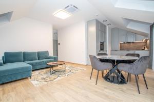 Newly Built Apartments With Parking, By Cohost