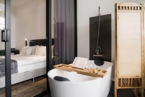 White Apart Cambodia