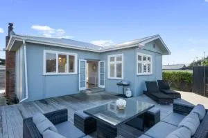 Ocean Breeze - Foxton Beach Holiday Home - 旺格努伊