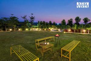 StayVistas Green Embrace - Villa in Bor Tiger Reserve with Swimming Pool, Rainshower, Terrace & Lawn
