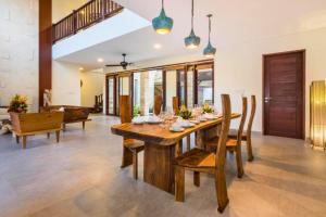 Luxury 4BR Private Pool Villa ZN52