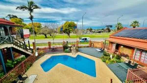 Early Australian Motor Inn - Red Cliffs