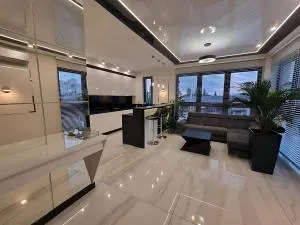 Luksusowy Apartament Glamour - 大谢尔皮亚