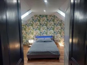 Studio avec cuisine - Raddon-et-Chapendu