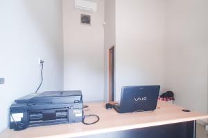 Urbanview Hotel Fira Syariah Muara Enim by RedDoorz