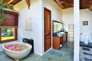 Entire 2BR Private Pool Villa