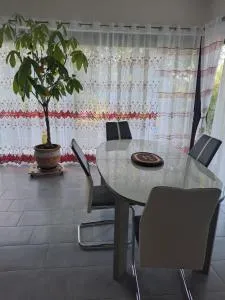 Maison à la campagne - Lanhélin