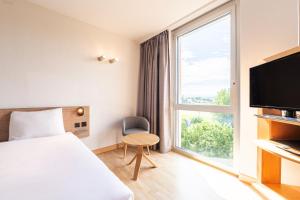 B&B HOTEL Lully 3 Lakes