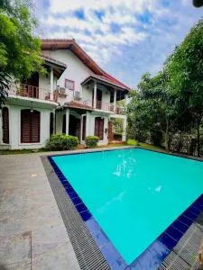 The Kandy Mount Layathraa - Kengalla