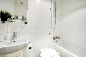 Welcome London - Shorts Gardens