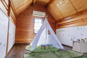 ocean resort mint オーシャンビューを満喫!かわいい三角屋根の三階建て貸切別荘 南房総白浜