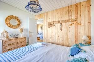 Maisons de vacances Maison de charme au bord du lac : photos des chambres