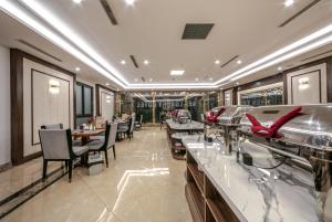 A25 Hotel - 16 Miếu Đầm