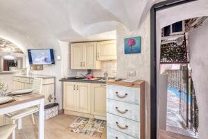 Le Petit Bijoux De La Pigna - Happy Rentals