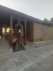 Permaculture house2