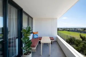 Central Rooftop Pool Patio & Gym - Le Cap