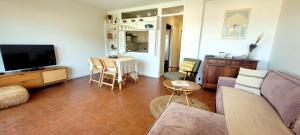 Family nest overlooking the Gulf of Saint-Tropez