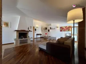 Claretta e la Libellula - Welchome - 罗卡圣焦万尼