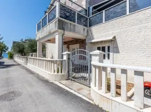 Apartment Merita - Selo Kaštel Kambelovac