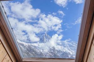 Apartment Capucin - A 3 Bedroom Chamonix Mountain Loft