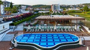 Feniks Priority Hotel