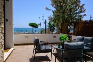 Paradise Apartment with Private Pool & Sea View