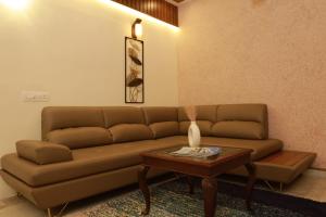 Liwa Tower Hotel & Business Center