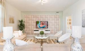 Last Minute Disney Getaway! Private Pool, Hot Tub & Games Room. Book Now! #60457