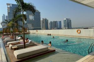 Stylish Studio in Upside Living with Top Amenities