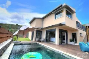 VILLA LM ROQ**** et sa piscine chauffée - Filaos