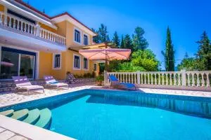 Villa Eleanor Geni - Yenion