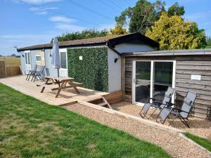 The Sunset "with Lazy Spa"