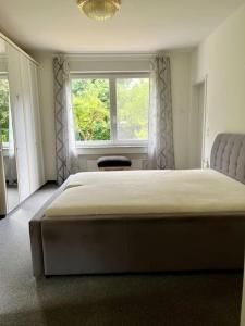 Einfamilienhaus mit Garten