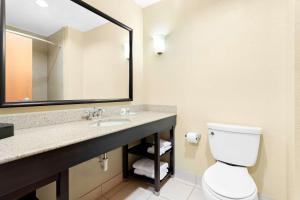 Queen Suite with Two Queen Beds - Accessible/Non-Smoking room in Comfort Suites Tampa Airport North