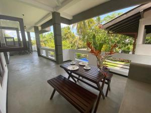 Rufus Tropical Garden