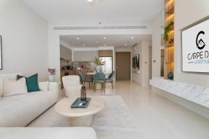 Beach Isle Tower 1 - Stunning Beachfront with Full Sea Views