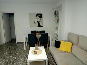 Apartamento-Flat centrico Cartagena parking gratis y aire acondicionado