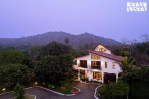 StayVistas Valdivian Villa - Orchard Oasis with Contemporary Interiors & Lush gardens