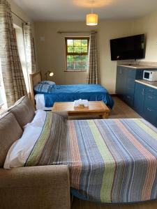 Twin Lakes Studio Apt