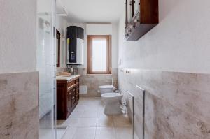 GuestHost - Sisters Home and Suite! img11