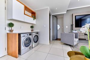 Stylish Urban Retreat in the Heart of Sandton