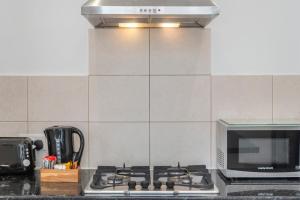 Dionysus Den - Fitzrovia By Frankie Says