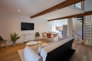 Le Rempart Harmonieux - Triplex au pied de la Cité - Cazilhac